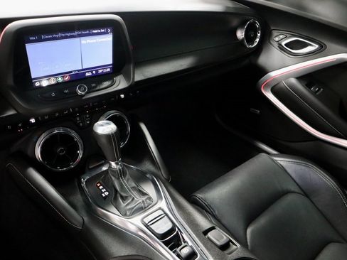 Used 2019 Chevrolet Camaro SS image 30