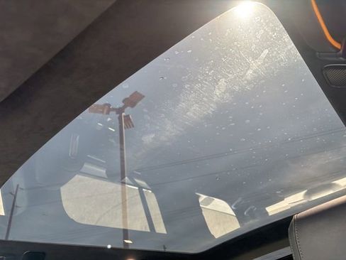 Used 2022 Rivian R1S Launch Edition AWD/4WD image 30