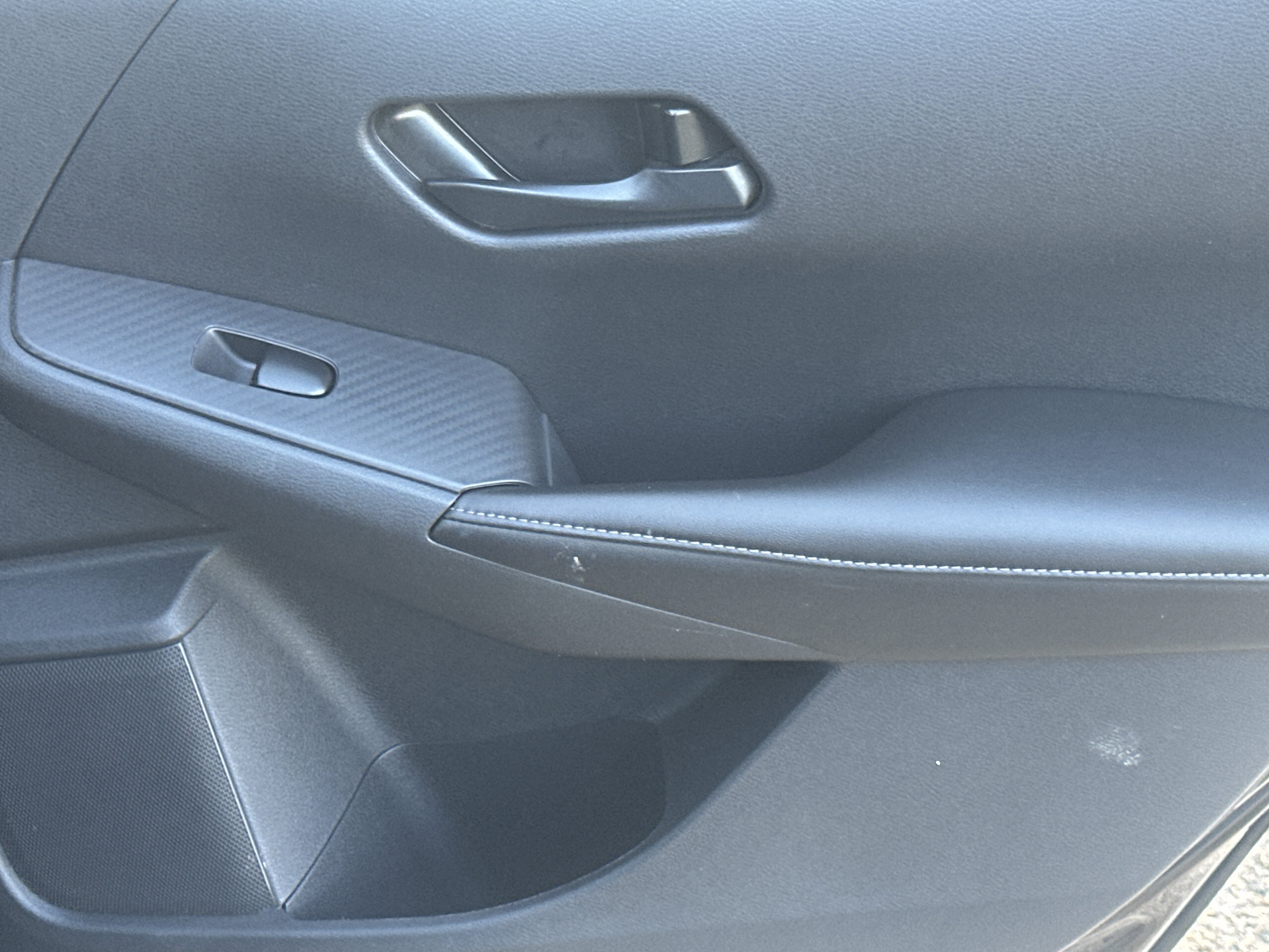 Used 2024 Nissan Sentra SV FWD image 16