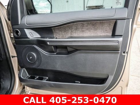 Used 2020 Ford Expedition Max Limited w/ Equipment Group 301A RWD image 21