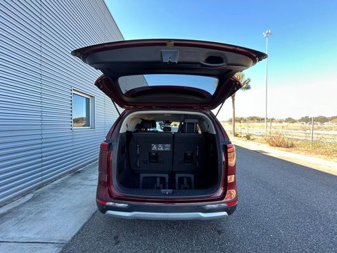 Used 2024 Kia Carnival LX image 62