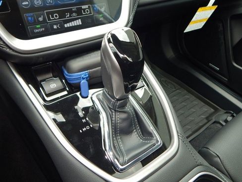 Certified 2025 Subaru Outback Touring image 21