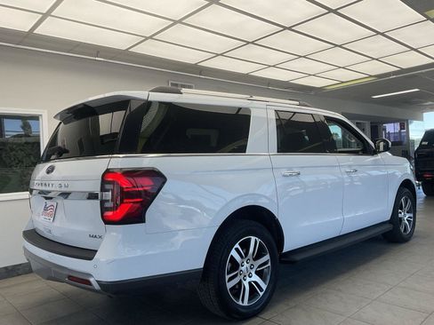 Used 2024 Ford Expedition Max Limited AWD/4WD image 5
