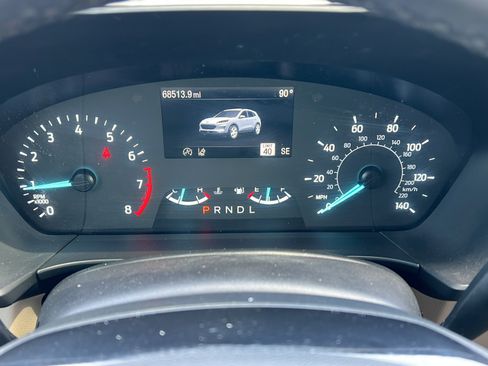 Used 2022 Ford Escape SE w/ Cold Weather Package FWD image 22
