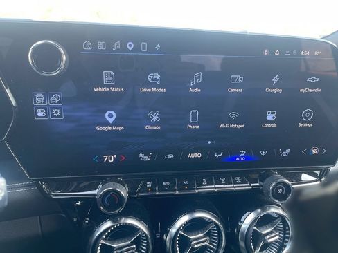 Used 2024 Chevrolet Blazer EV LT AWD/4WD image 15