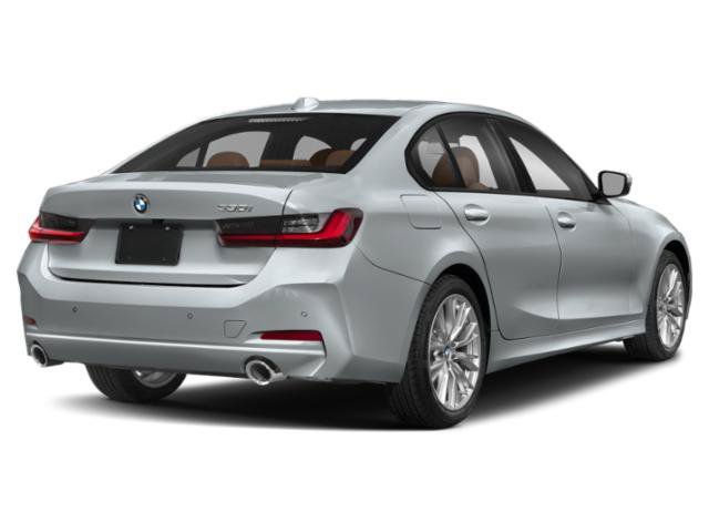 Used 2024 BMW 330i Sedan w/ M Sport Package RWD image 2