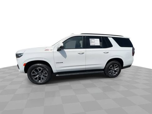 Used 2022 Chevrolet Tahoe Z71 w/ Luxury Package AWD/4WD image 5