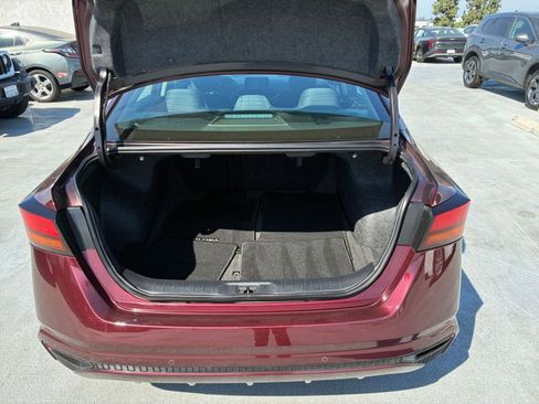 Used 2024 Nissan Altima 2.5 SV image 31