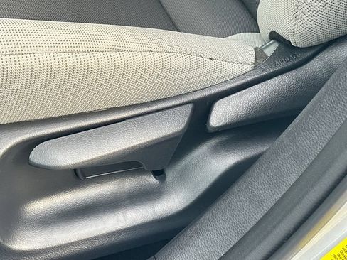 Used 2026 Toyota Corolla LE FWD image 18