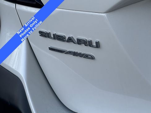 Used 2021 Subaru Outback Premium image 7