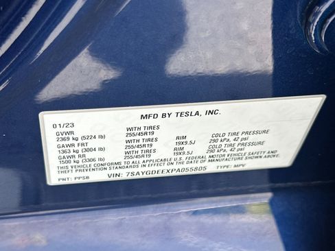 Used 2023 Tesla Model Y Long Range AWD/4WD image 39