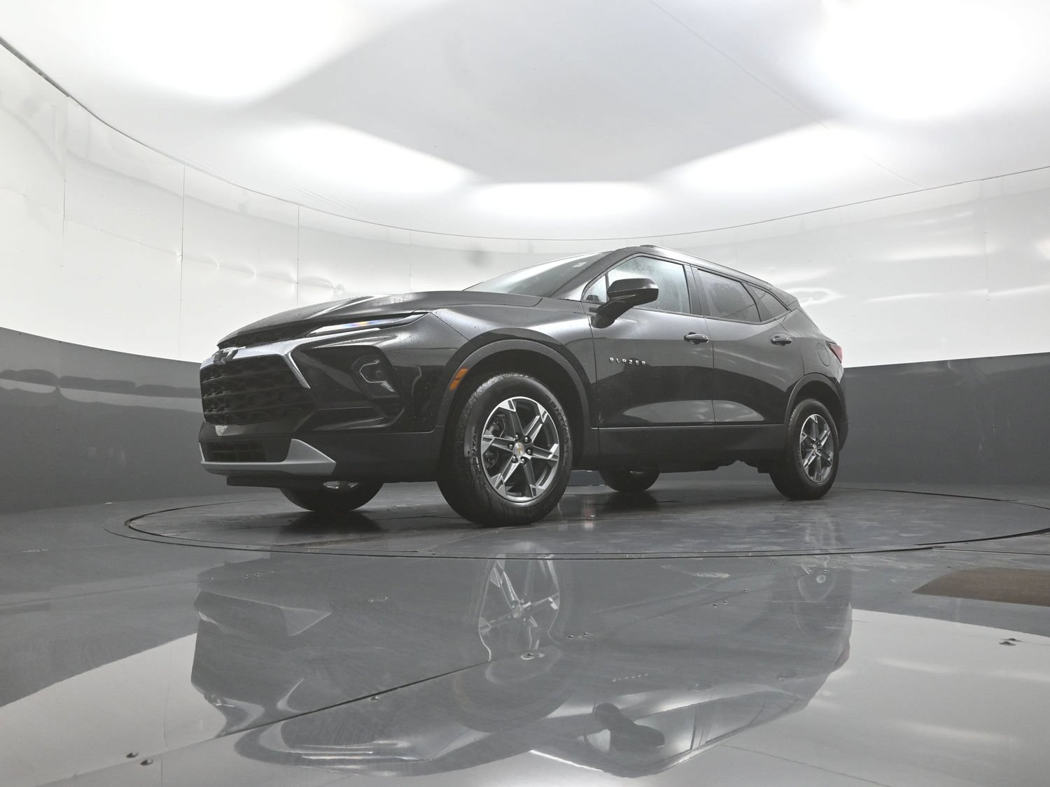 New 2026 Chevrolet Blazer LT w/ Convenience Package AWD/4WD image 11