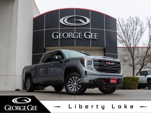 Used 2023 GMC Sierra 1500 AT4 w/ Technology Package image 1