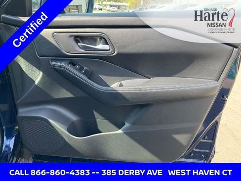 Certified 2025 Nissan Rogue SV AWD/4WD image 18