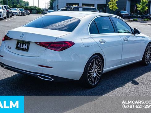 Used 2022 Mercedes-Benz C 300 Sedan image 6