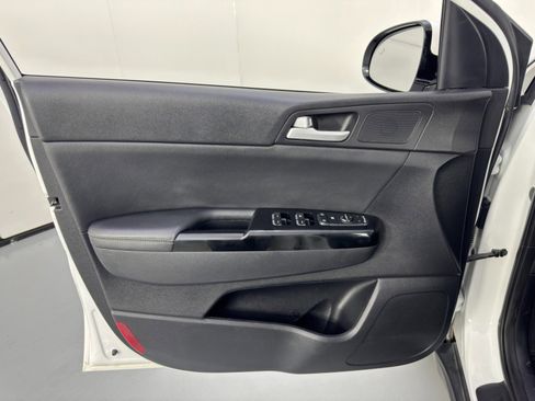 Used 2019 Kia Sportage EX w/ EX Premium Package image 38