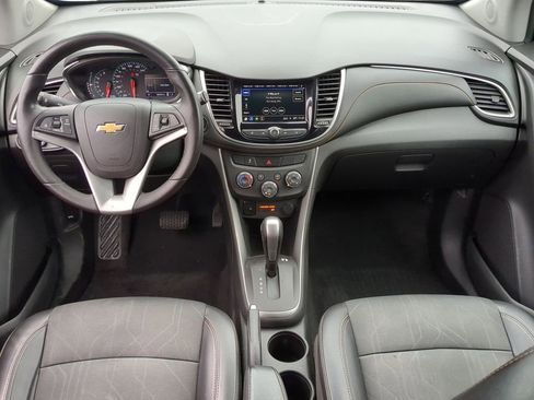 Used 2019 Chevrolet Trax LT w/ LT Convenience Package image 22