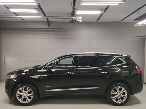 Used 2021 Buick Enclave Avenir w/ Avenir Technology Package image 18