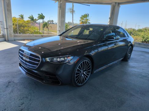Used 2023 Mercedes-Benz S 580 4MATIC Sedan image 9