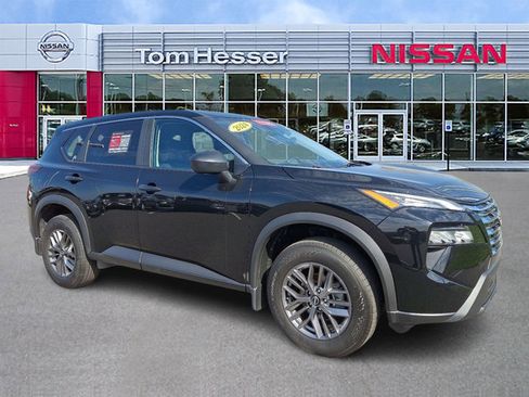 Certified 2024 Nissan Rogue S image 1