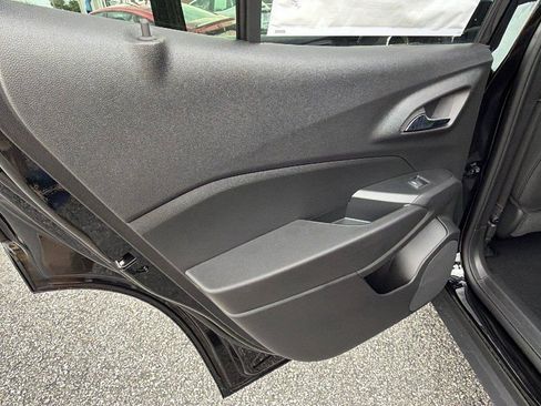 New 2026 Chevrolet Trax ACTIV w/ Sunroof Package FWD image 19