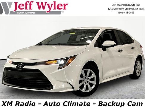 Used 2024 Toyota Corolla LE FWD image 1