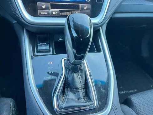 Used 2021 Subaru Outback Premium image 21