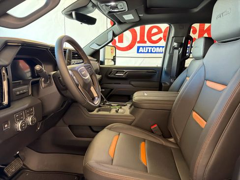 New 2026 GMC Sierra 2500 AT4 w/ AT4 Premium Plus Package image 17