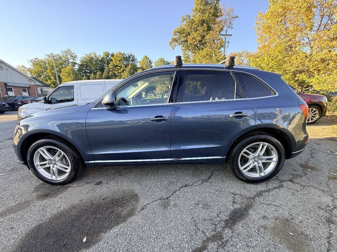 Used 2015 Audi Q5 2.0T Premium Plus w/ Technology Package AWD/4WD image 3