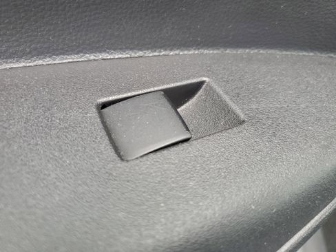 Used 2024 Toyota Corolla LE FWD image 14