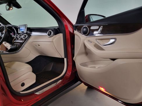 Used 2018 Mercedes-Benz GLC 300 image 23