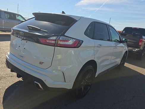 Used 2023 Ford Edge ST w/ Equipment Group 401A AWD/4WD image 5
