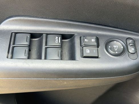 Used 2019 Honda Fit EX image 13