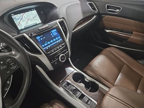 Used 2018 Acura TLX V6 w/ Technology Package image 11