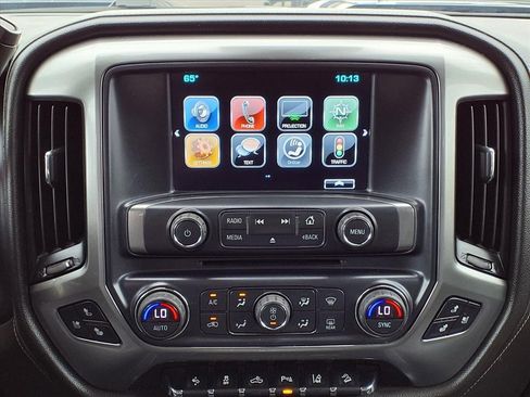 Used 2019 Chevrolet Silverado 2500 LTZ image 21