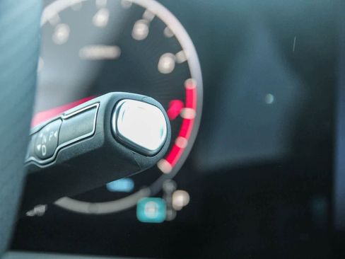 New 2026 Mercedes-Benz GLS 580 4MATIC image 24