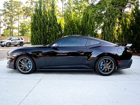 Used 2024 Ford Mustang Dark Horse RWD image 7
