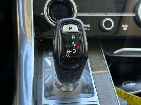 Used 2019 Land Rover Range Rover Sport HSE AWD/4WD image 37