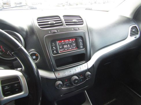 Used 2019 Dodge Journey SE w/ Connectivity Group image 20