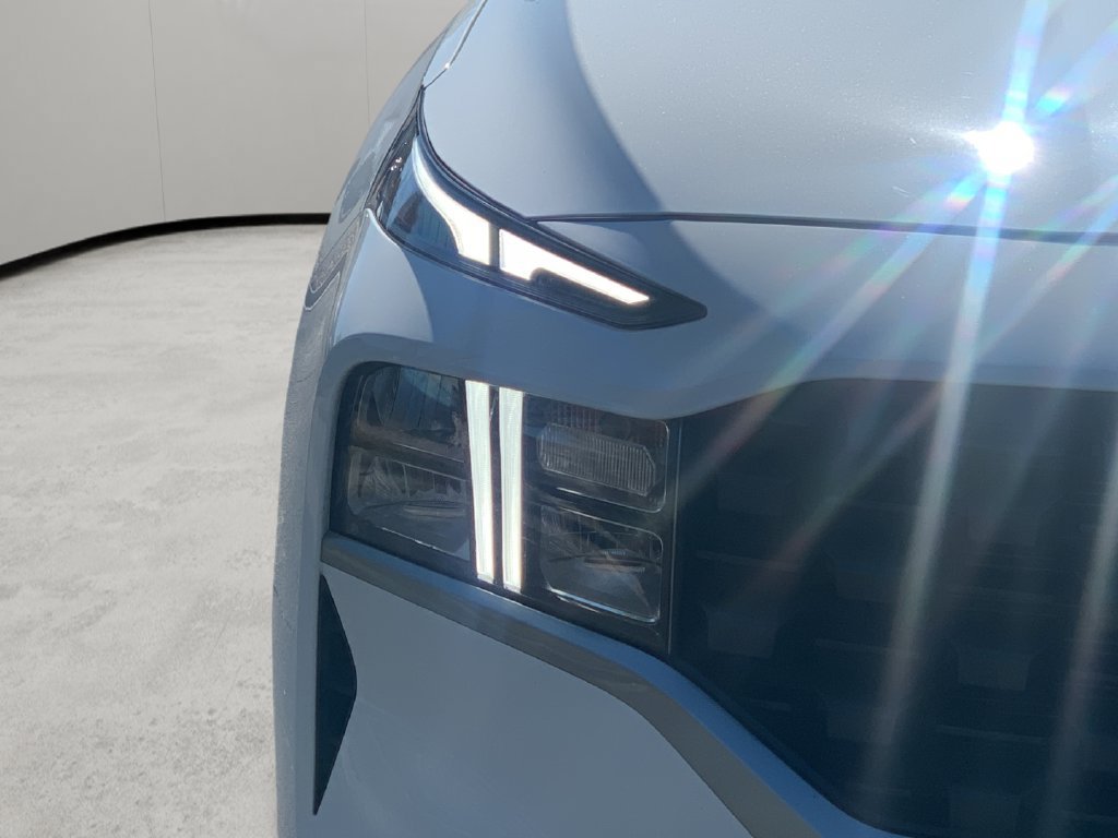 Certified 2023 Hyundai Santa Fe SE FWD image 41