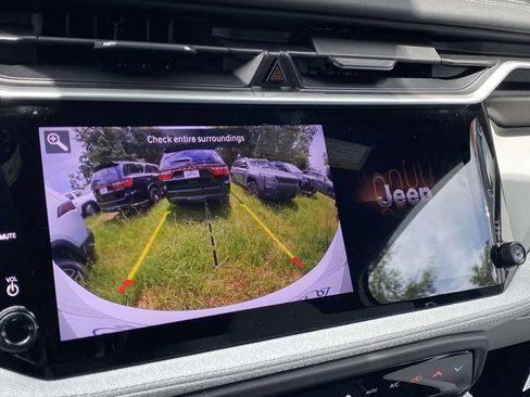 New 2026 Jeep Cherokee Laredo AWD/4WD image 23