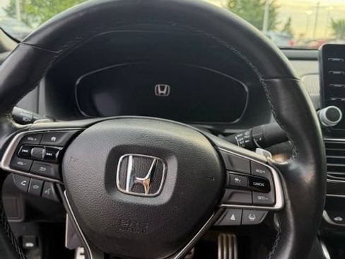 Used 2021 Honda Accord Sport image 15