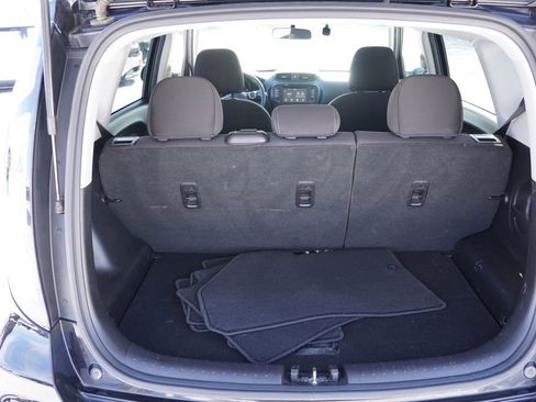 Used 2018 Kia Soul w/ Convenience Package image 19