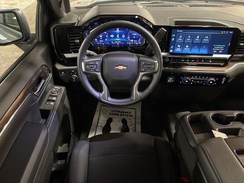 Certified 2024 Chevrolet Silverado 1500 LT w/ LPO, Chrome Package image 14