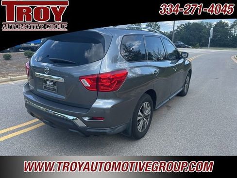 Used 2020 Nissan Pathfinder S image 5