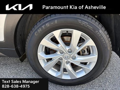 Used 2019 Hyundai Tucson SE image 30