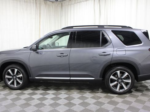 Used 2023 Honda Pilot Touring image 38