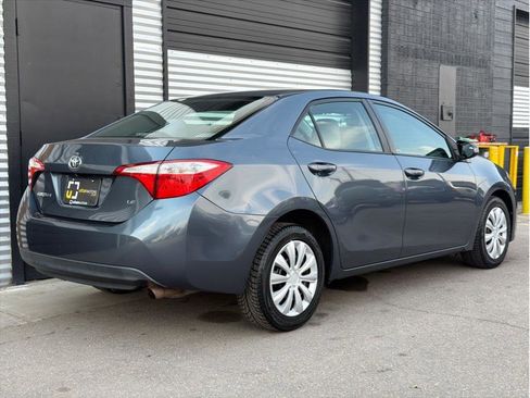 Used 2014 Toyota Corolla LE image 3