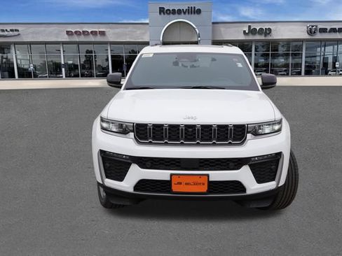 New 2026 Jeep Grand Cherokee L Limited AWD/4WD image 8