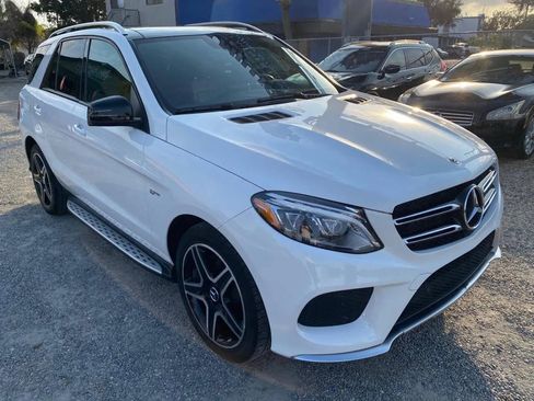 Used 2017 Mercedes-Benz GLE 43 AMG 4MATIC image 4